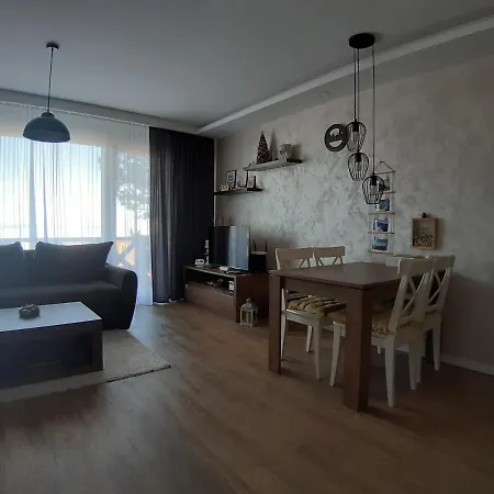 アパート Dragana コパオニク